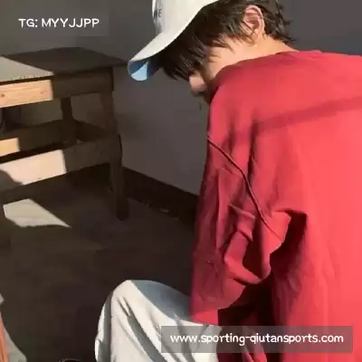 蓬盈晓